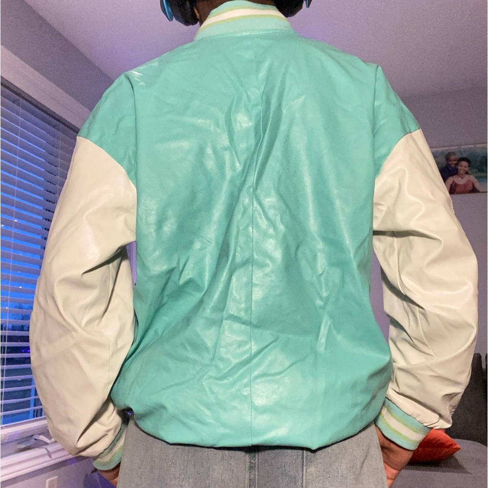 Letterman jacket 🔥🔥 - Picture 5 of 5